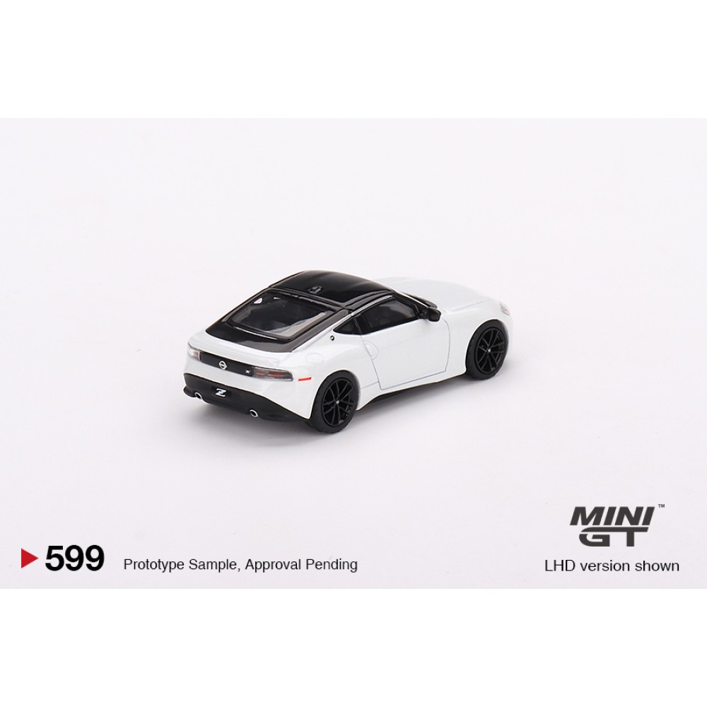 MGT00599-L - 1/64 NISSAN Z PERFORMANCE 2023 EVEREST WHITE (LHD)